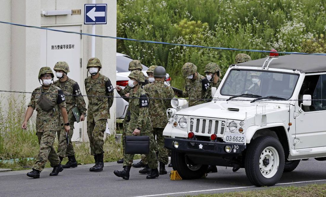 Tiroteo en base militar de Japón deja dos soldados muertos