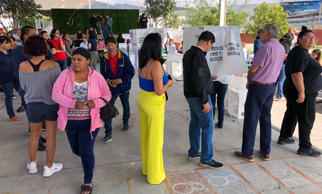 Reportan buena afluencia de votantes en apertura de casillas en Coahuila