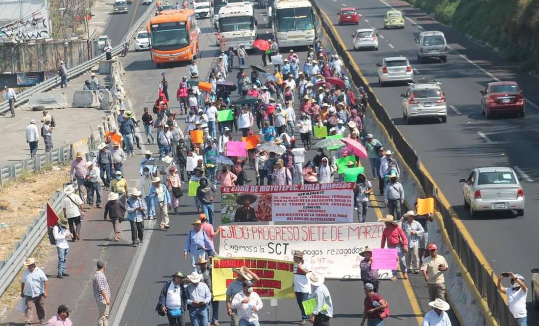 ¡En Semana Santa! Bloquean autopista México-Cuernavaca a la altura de El Polvorín, Morelos