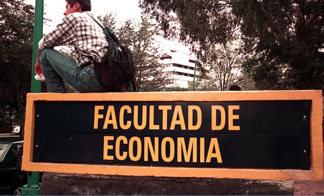Estudiantes de la Facultad de Economía de la UNAM anuncian paro de 12 horas