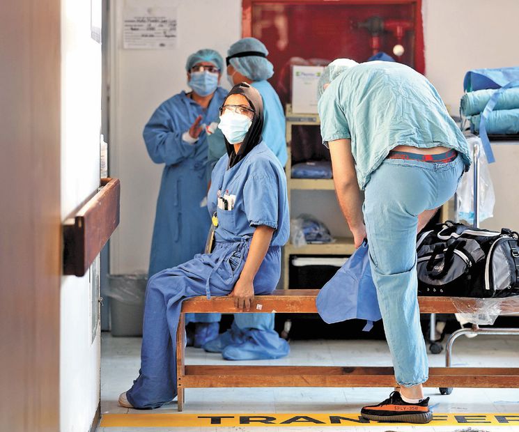 Los médicos y médicas se encuentran presentes en situaciones de emergencia sanitaria, como lo fue la pandemia de Covid-19. Foto: Jorge Serratos / EL UNIVERSAL 