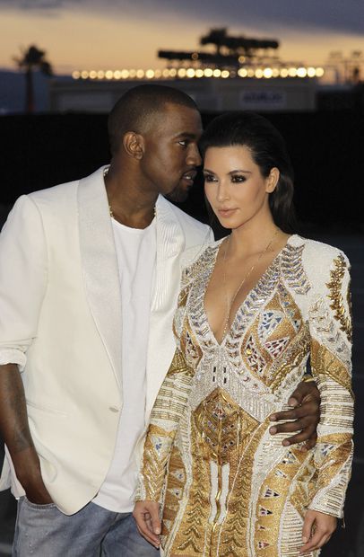 Pese a que Kim Kardashian y Kanye West fueron amigos, desde que ambos comenzaron su carrera, se hicieron novios hasta 2012 y se casaron en 2014. 
<p>Foto: AP, archivo