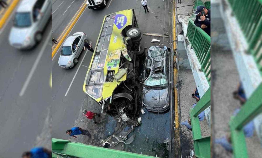 Camión de pasajeros choca y vuelca en Tlalnepantla; hay dos lesionados: VIDEO