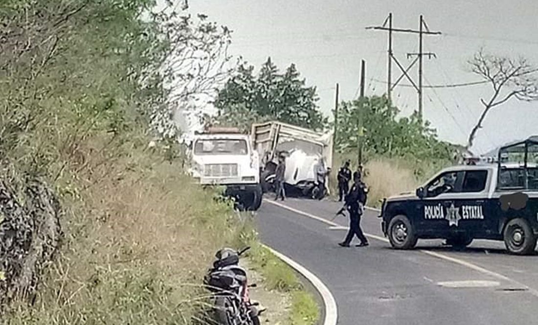 Tras emboscada, muere un empleado de Segalmex en una carretera de la Mixteca de Oaxaca