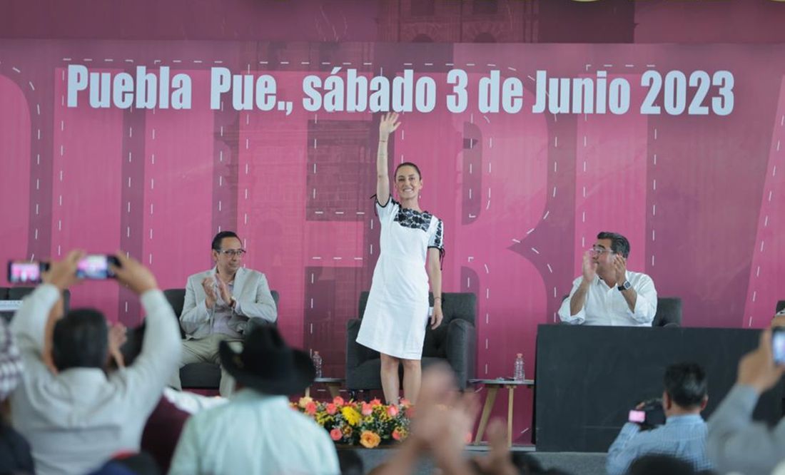 En Puebla, Sheinbaum defiende su autonomía: 'las mujeres sabemos gobernar'