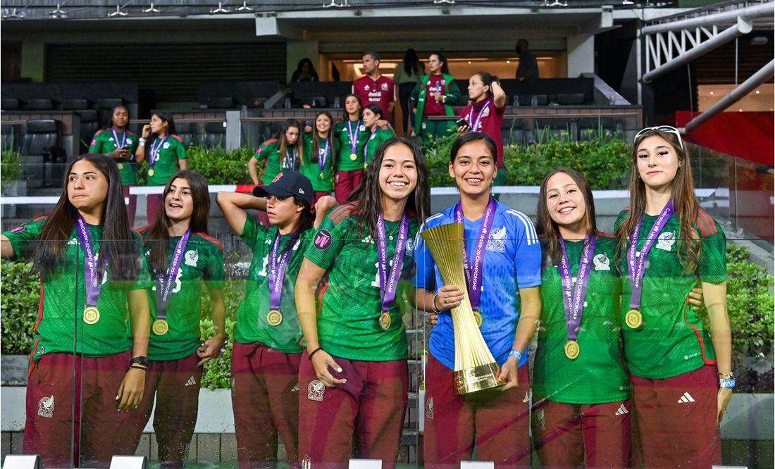 Final Liga MX Femenil: La Selección Mexicana Sub-20 recibe homenaje tras ganar el Premundial