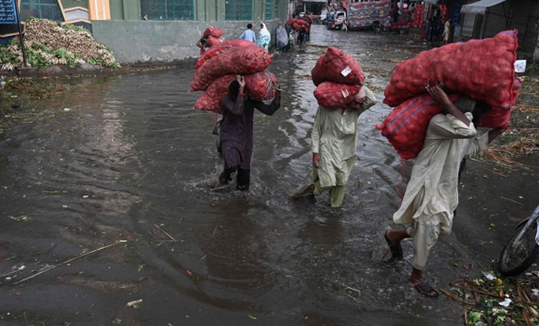 Fuertes lluvias en Pakistán dejan al menos 20 muertos y 80 heridos