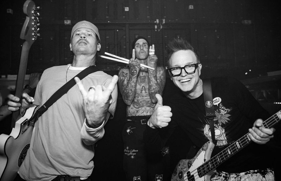 Blink-182 anunció su regreso a los escenarios y la música, a lado de Tom DeLonge, en octubre del año pasado.
<p>Foto: Instagram, vía @blink182