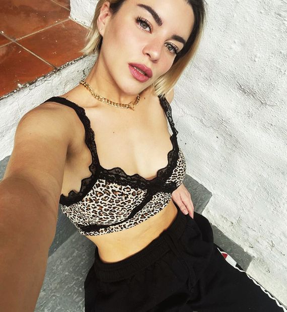 Melissa Galindo es una cantante de 34 años, originaria de Culiacán, que participó en realitys como "la Voz México" y también estudió en el CEA.
<p>Foto: Instagram