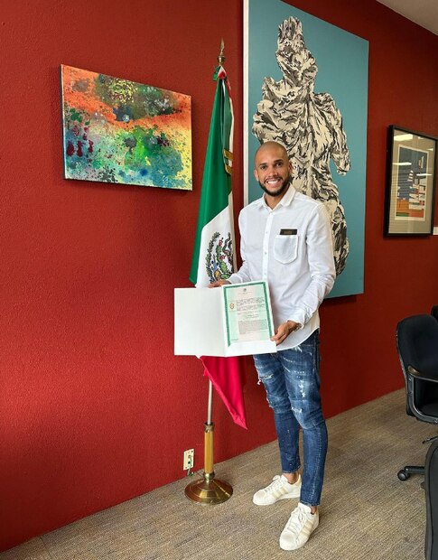 Matheus Dória recibió su carta de naturalización - Foto: Especial
