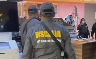 Fiscalía del Edomex inicia retiro de máquinas tragamonedas en negocios de Atizapán de Zaragoza; serán destruidas