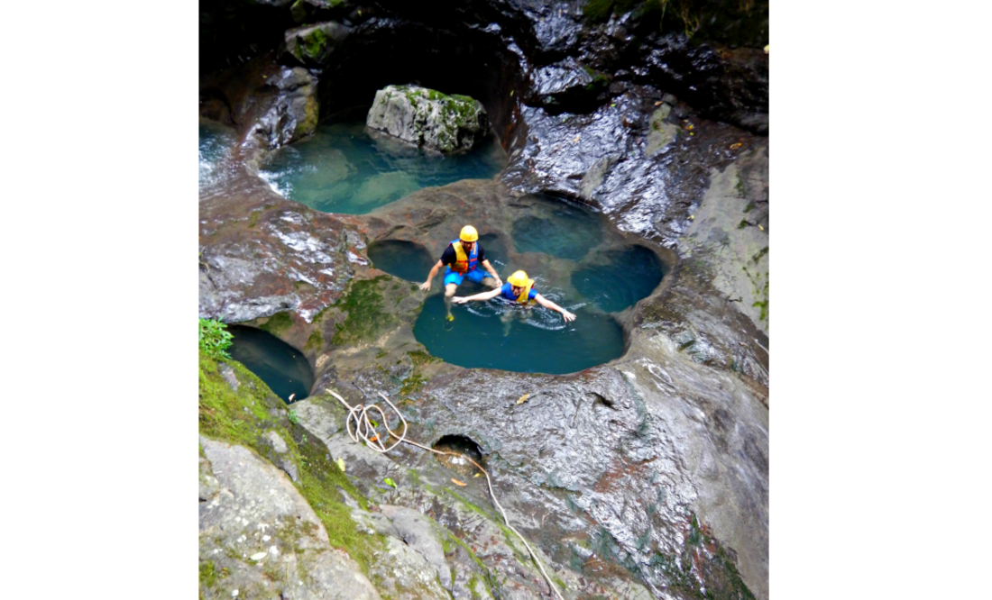 Las pozas cristalinas en forma de "pata de perro" tiene una profundidad de tres metros. (Foto: Cortesía Descubre Cuetzalan)