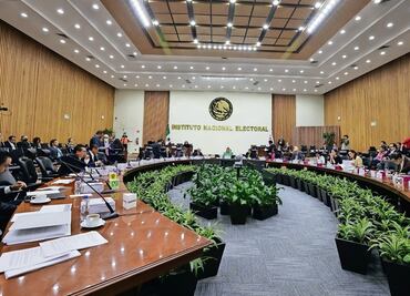 Discusión del INE sobre asignación de plurinominales en el Congreso, minuto a minuto