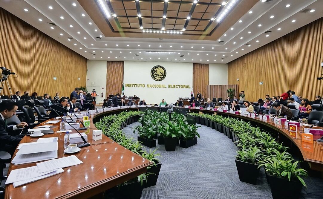 Los informes de Fiscalización del INE indican que el PAN y PRD capitalinos fueron los únicos en incumplir con la entrega de recursos para las campañas de sus candidatas. Foto: Archivo | El Universal