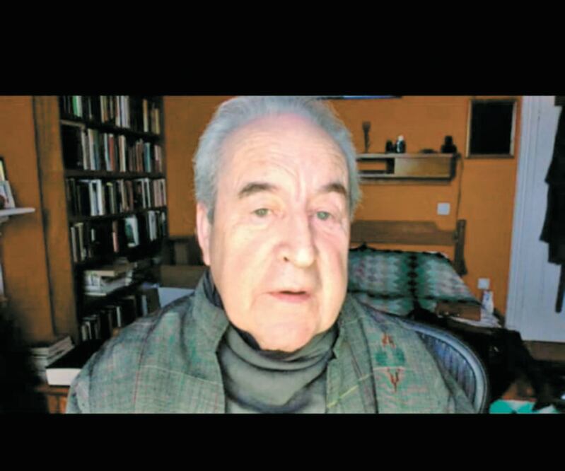 John Banville durante una charla virtual desde Irlanda, en la que habló de la octava entrega de la serie protagonizada por el médico forense Quirke. ESPECIAL