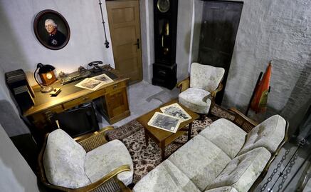 Reconstruyen estudio en el que murió Hitler