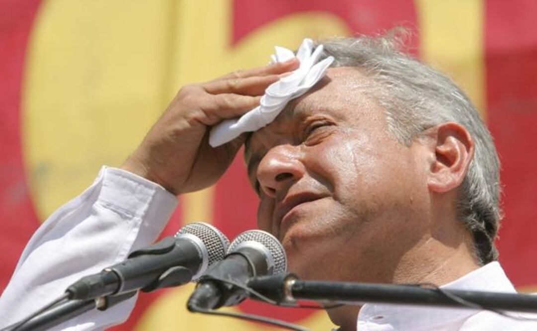 Andrés Manuel López Obrador, leader of MORENA party (File Photo/EL Universal)