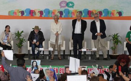 Voy a pedir perdón a víctimas; habrá justicia, promete AMLO a familiares de desaparecidos