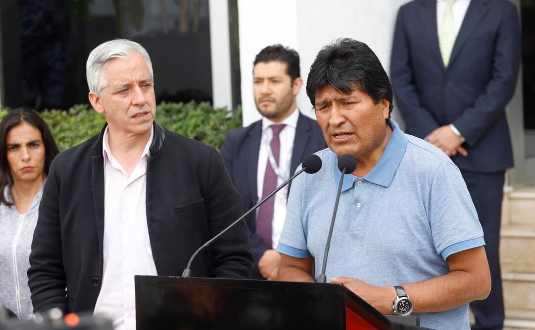 El expresidente de Bolivia, Evo Morales, a su llegada a México tras recibir asilo político (Foto: Berenice Fregoso / EL UNIVERSAL)