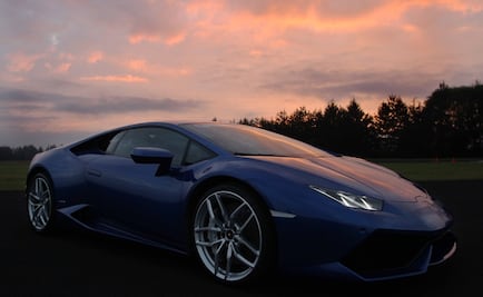 Recibe apoyo económico por Covid... y compra un Lamborghini