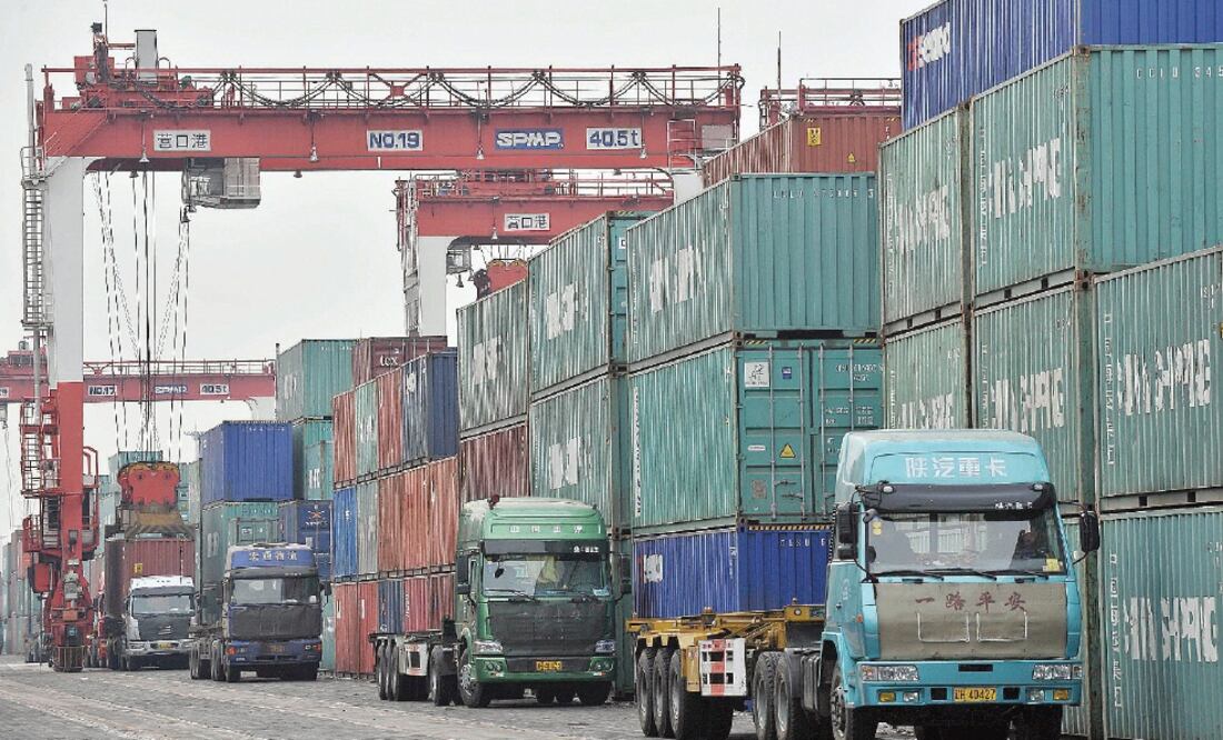 A nivel internacional persisten la incertidumbre financiera y la desaceleración del crecimiento y el comercio. Para 2023 y 2024 se prevé que el PBI mundial crezca un 3%, menos que el 3.5% de 2022.
Foto: Archivo / EL UNIVERSAL