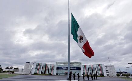 Bandera de Policía Federal ondea a media asta por víctimas de sismo