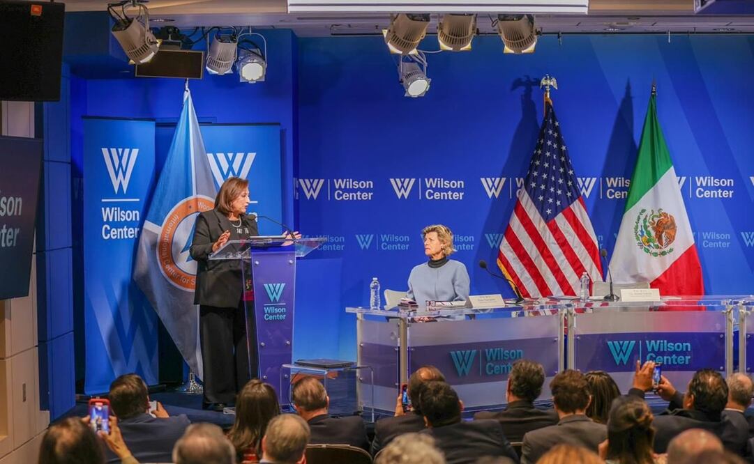 Ante integrantes de Centros de Investigación en Estados Unidos, Xóchitl Gálvez dijo que a México le falta visión de Estado, capacidad institucional, voluntad genuina de reconstruir la confianza y pensar “fuera de la caja”. Foto: X @XochitlGalvez