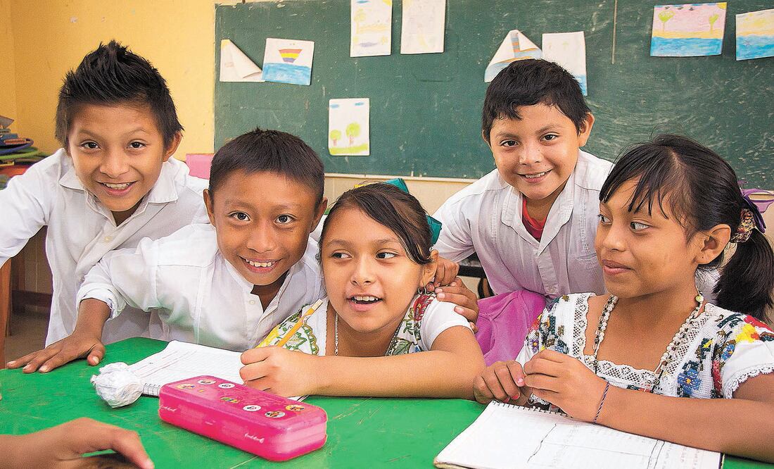 Los estudiantes deben aprender no sólo a hablar la lengua materna, sino a entenderla, leerla y escribirla, dicen autoridades educativas. FOTOS: YAZMÍN RODRÍGUEZ