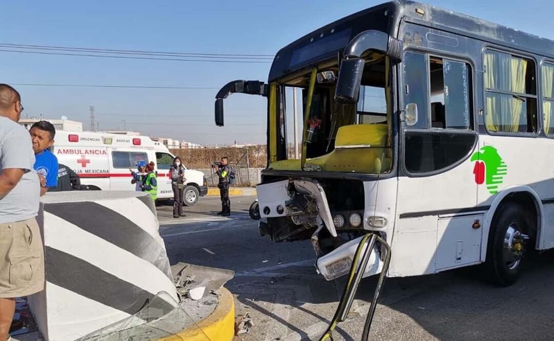 La unidad se impactó contra el muro divisorio de la caseta de cobro de Ojo de Agua