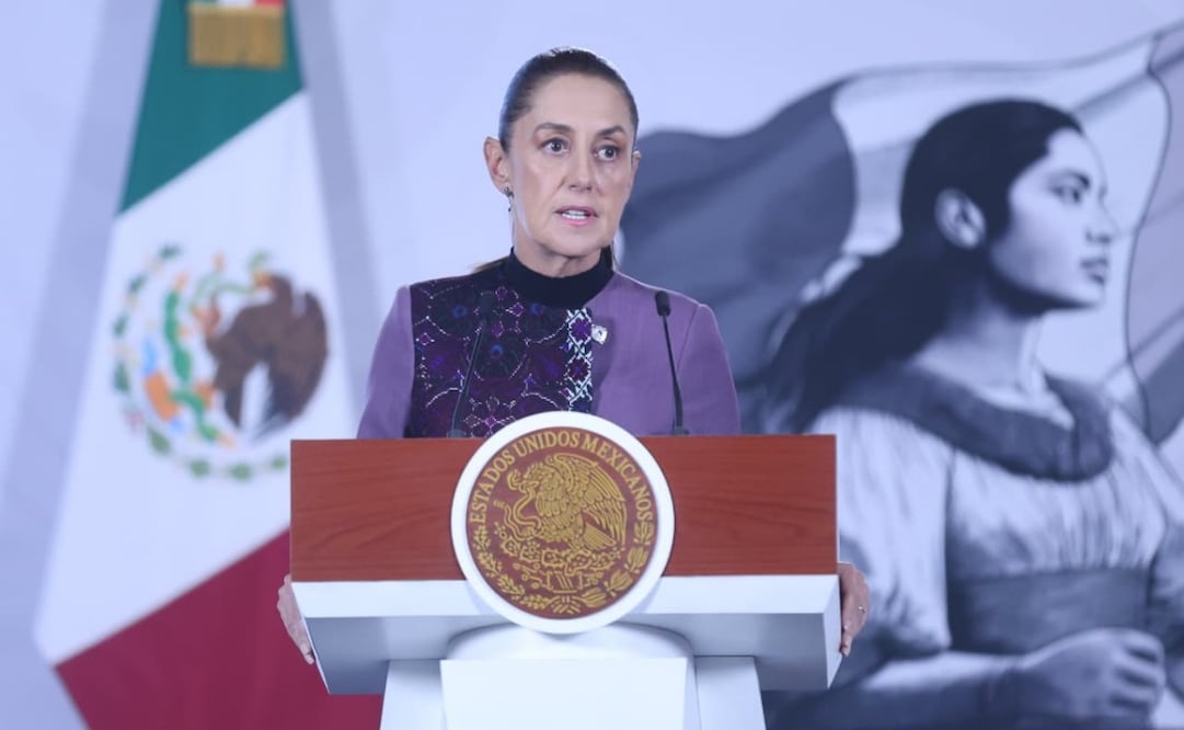 La presidenta Claudia Sheinbaum en la “Mañanera del Pueblo” del 25 de agosto de 2026 en Palacio Nacional. Foto: Luis Camacho/ EL UNIVERSAL