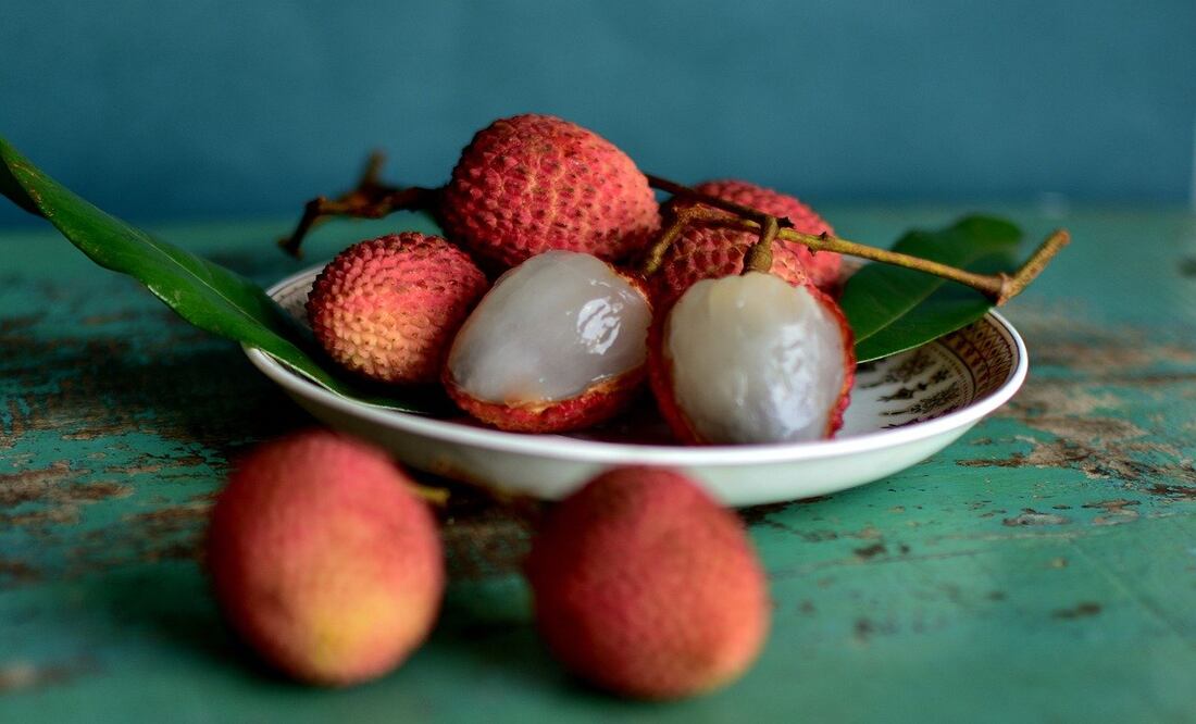 El lichi es una fruta que se consume en los meses de mayo, junio y julio en México. Foto: Pixabay