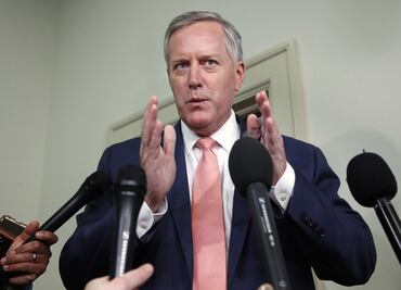 Casa Blanca pide a comisionado de FDA aprobar hoy vacuna contra Covid-19 o su renuncia