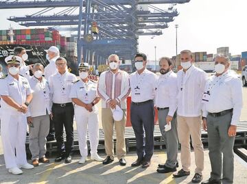 Presentan plan para relanzar puerto Lázaro Cárdenas