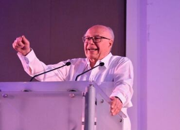 José Narro se baja de la contienda interna del PRI y renuncia al partido