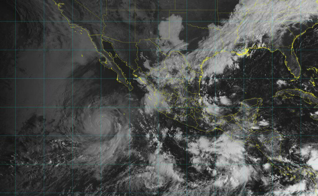 Sus desprendimientos nubosos refuerzan el potencial de tormentas en Baja California Sur, Sinaloa, Nayarit, Jalisco y Colima. FOTO: @conagua_mx
