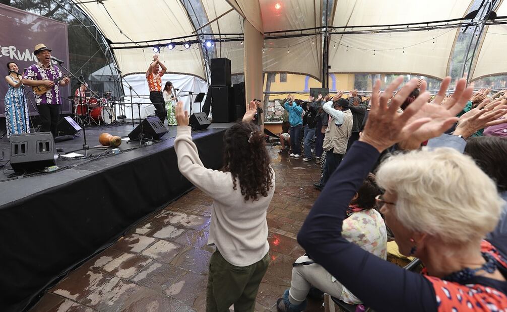 Daniel Ho músico hawaiano multi instrumentista especializado en Ukulele en concierto en la Ex Hacienda de San Gabriel. Fotos: Berenice Fregoso/ El Universal.
