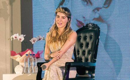 Belinda comparte foto desde la cama