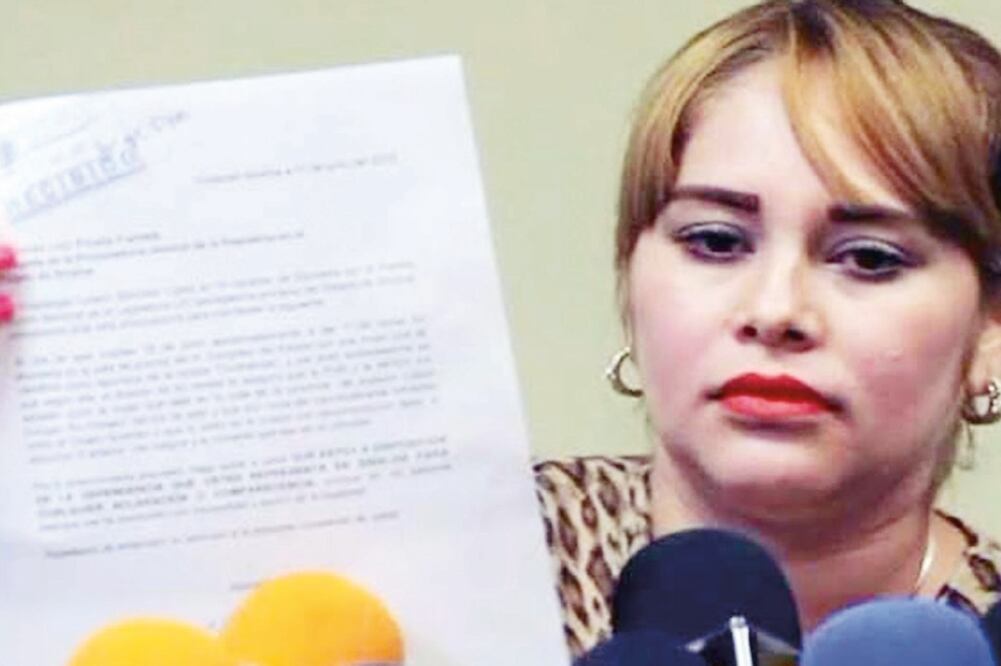 La diputada local Lucero Guadalupe Sánchez López representa al distrito 16 del municipio de Cosalá, Sinaloa