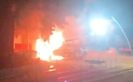 Incendian vehículos oficiales del Ayuntamiento de Eloxochitlán de Flores Magón; presidente municipal presenta denuncia ante la Fiscalía de Oaxaca 