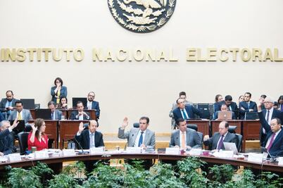 INE justifica los spots de Anaya