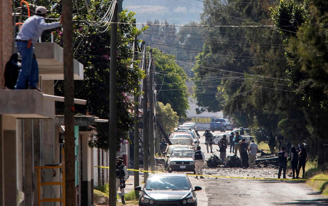 Acámbaro, Guanajuato, tras la explosión de un coche bomba frente a la Dirección de Seguridad. Foto: AFP