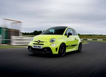 Abarth utiliza tecnología de reconocimiento facial para mejorar su conducción