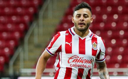 ¿Chivas presiona a Alexis Vega a no ir a la Selección Mexicana?
