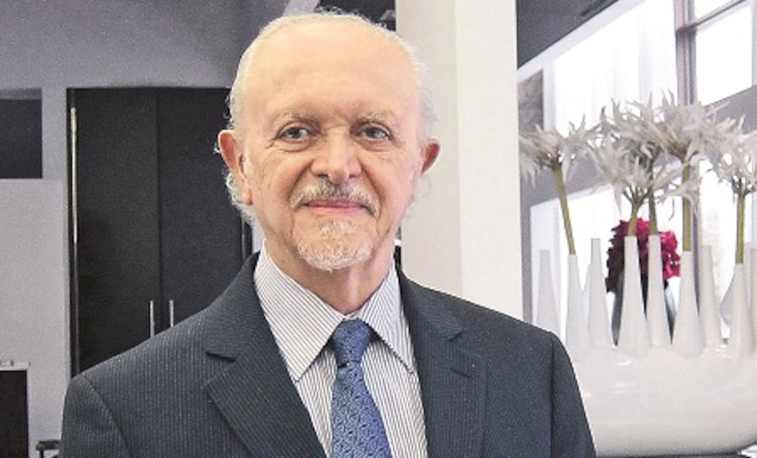 Mario Molina y Bruce Willis, en un día como hoy