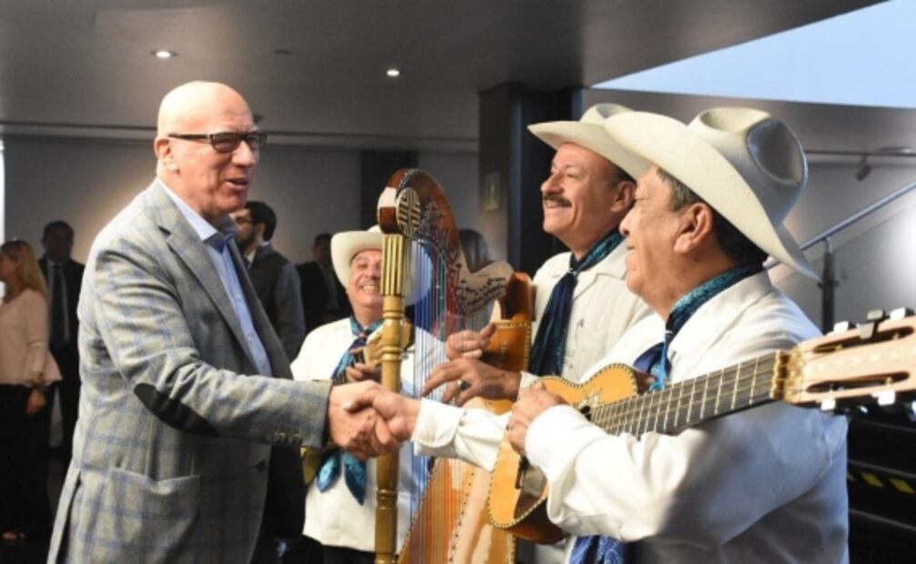 El Pico de Orizaba agoniza, dice el fotógrafo Horacio Fadanelli 