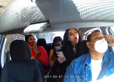 Detienen a mujer que agredió a chofer de Uber que le pidió usar cubrebocas en EU