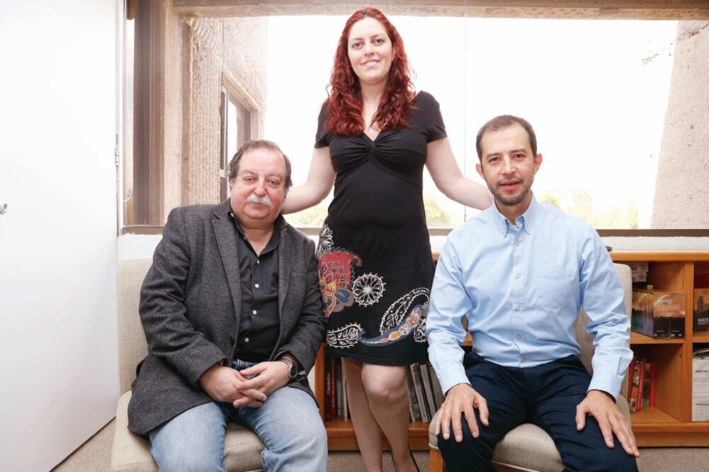 José Gordon, Gabriela Frías y Juan Ayala detallaron aspectos del programa (IRVIN OLIVARES. EL UNIVERSAL)