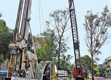 Vecinos de Mixcoac “toman” maquinaria