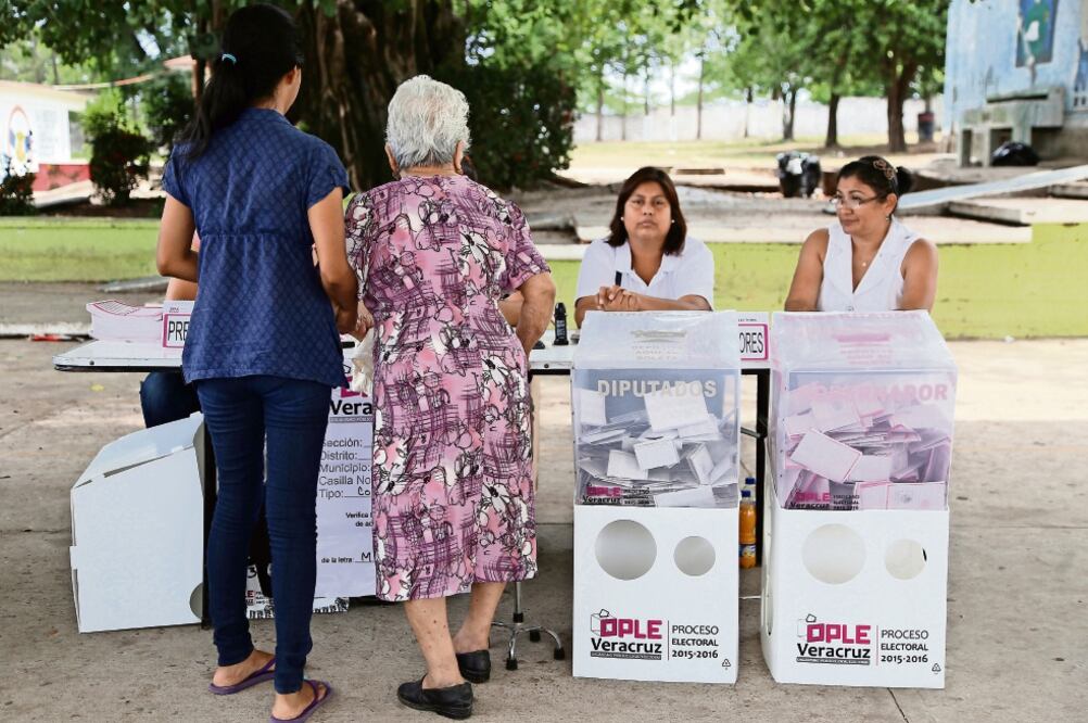 Van 350 renuncias de candidatos en Veracruz (ARCHIVO EL UNIVERSAL)