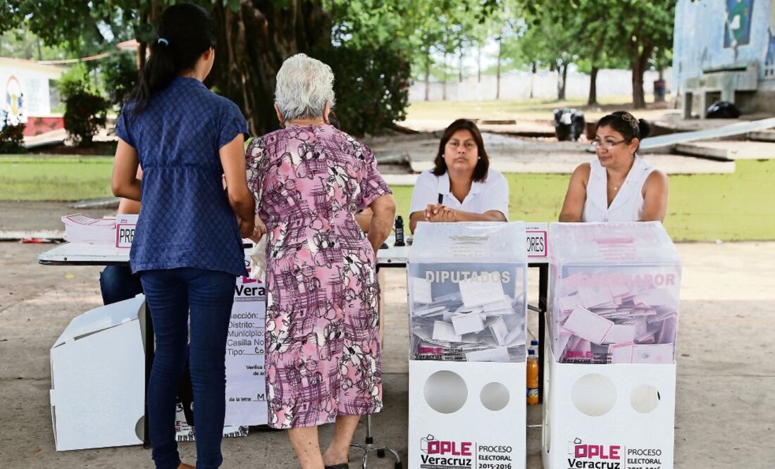 Van 350 renuncias de candidatos en Veracruz (ARCHIVO EL UNIVERSAL)